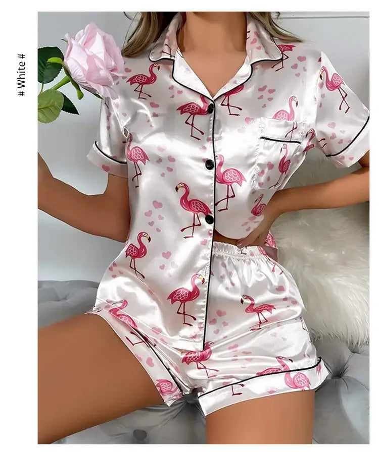 Casual heart print satin set with organic cotton. Relaxed fit. Breathable material for comfort.