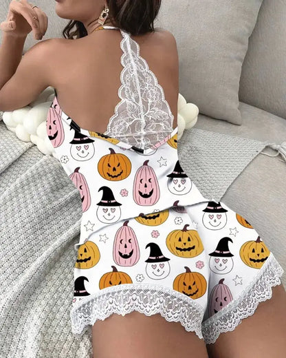 Alt Tag: Lace back sleepwear set in organic cotton. Relaxed fit with breathable material. Halloween pumpkin design.